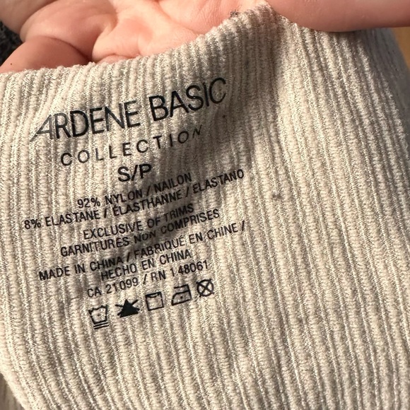 Gray Ribbed V-Neck Top - Picture 2 of 2